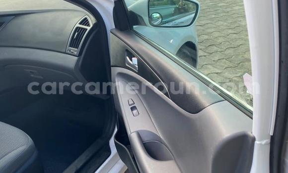 Acheter Occasion Voiture Hyundai Sonata Blanc à Douala, Littoral Cameroon Acheter Occasion Voiture Hyundai Sonata Blanc à Douala, Littoral Cameroon