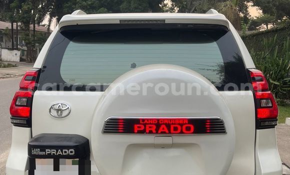 Sayi Sabo Toyota Prado White Mota in Douala a Ƙasar Kamaru Sayi Sabo Toyota Prado White Mota in Douala a Ƙasar Kamaru
