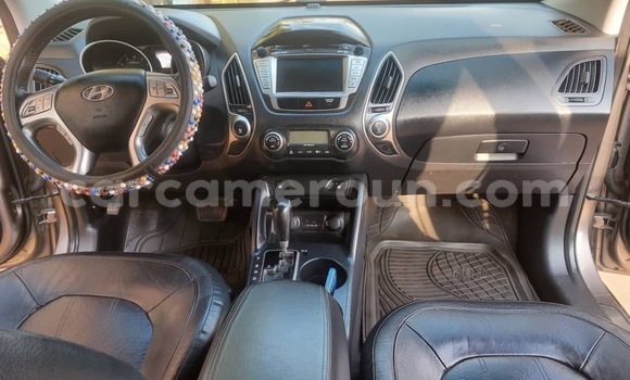 Buy Used Hyundai Tucson Silver Car in Yaounde in Central Cameroon Buy Used Hyundai Tucson Silver Car in Yaounde in Central Cameroon