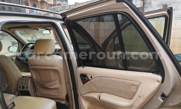 Acheter Occasion Voiture Mercedes‒Benz ML–Class Autre à Douala, Littoral Cameroon Acheter Occasion Voiture Mercedes‒Benz ML–Class Autre à Douala, Littoral Cameroon