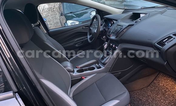 Acheter Import Voiture Ford Escape Noir à Douala, Littoral Cameroon Acheter Import Voiture Ford Escape Noir à Douala, Littoral Cameroon
