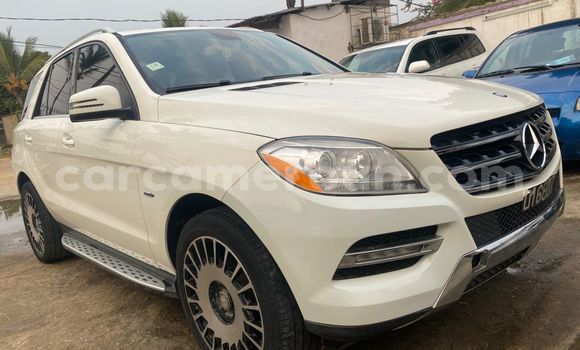 Acheter Import Voiture Mercedes‒Benz ML–Class Blanc à Douala, Littoral Cameroon Acheter Import Voiture Mercedes‒Benz ML–Class Blanc à Douala, Littoral Cameroon