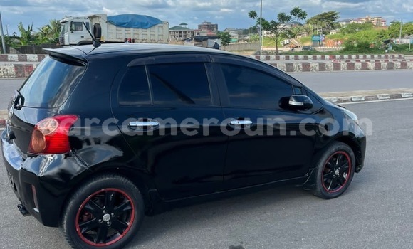 Acheter Import Voiture Toyota Vitz Noir à Douala, Littoral Cameroon Acheter Import Voiture Toyota Vitz Noir à Douala, Littoral Cameroon