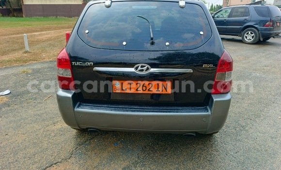 Sayi Na hannu Hyundai Tucson Black Mota in Douala a Ƙasar Kamaru Sayi Na hannu Hyundai Tucson Black Mota in Douala a Ƙasar Kamaru