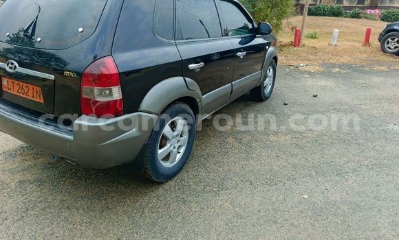 Sayi Na hannu Hyundai Tucson Black Mota in Douala a Ƙasar Kamaru Sayi Na hannu Hyundai Tucson Black Mota in Douala a Ƙasar Kamaru