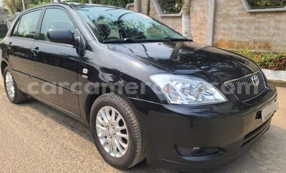 Sayi Na hannu Toyota Corolla Black Mota in Douala a Ƙasar Kamaru Sayi Na hannu Toyota Corolla Black Mota in Douala a Ƙasar Kamaru