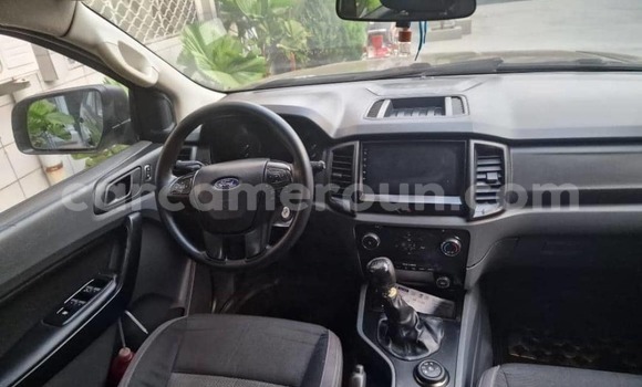 Buy Used Ford Everest Black Car in Douala in Littoral Cameroon Buy Used Ford Everest Black Car in Douala in Littoral Cameroon