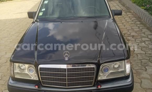 Acheter Occasion Voiture Mercedes-Benz C180 coupe Noir à Douala, Littoral Cameroon