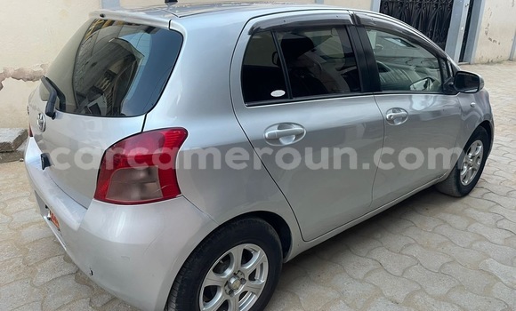Acheter Occasion Voiture Toyota Vitz Gris à Douala, Littoral Cameroon Acheter Occasion Voiture Toyota Vitz Gris à Douala, Littoral Cameroon