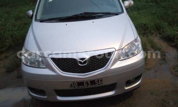 Sayi Na hannu Mazda Demio Azurfa Mota in Yaounde a Babban Kamaru