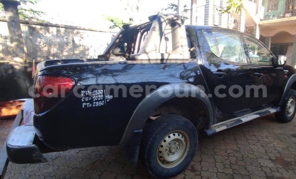 Buy Used Mitsubishi L200 Black Car in Douala in Littoral Cameroon Buy Used Mitsubishi L200 Black Car in Douala in Littoral Cameroon