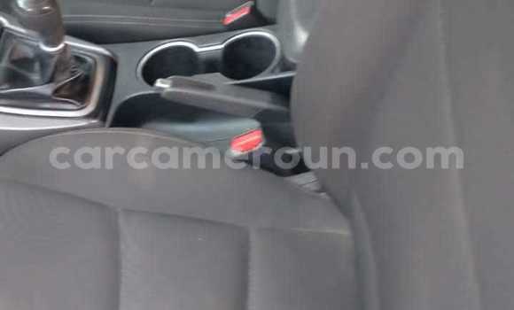 Sayi Na hannu Hyundai Elantra White Mota in Douala a Ƙasar Kamaru Sayi Na hannu Hyundai Elantra White Mota in Douala a Ƙasar Kamaru