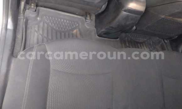 Sayi Na hannu Hyundai Elantra White Mota in Douala a Ƙasar Kamaru Sayi Na hannu Hyundai Elantra White Mota in Douala a Ƙasar Kamaru