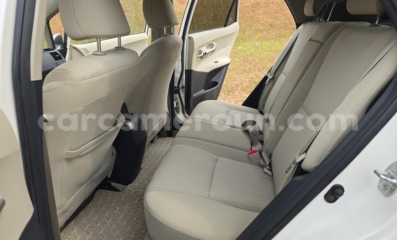 Buy Used Toyota Auris White Car in Yaounde in Central Cameroon Buy Used Toyota Auris White Car in Yaounde in Central Cameroon