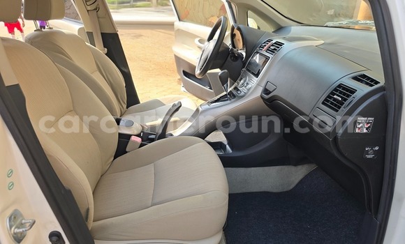 Buy Used Toyota Auris White Car in Yaounde in Central Cameroon Buy Used Toyota Auris White Car in Yaounde in Central Cameroon