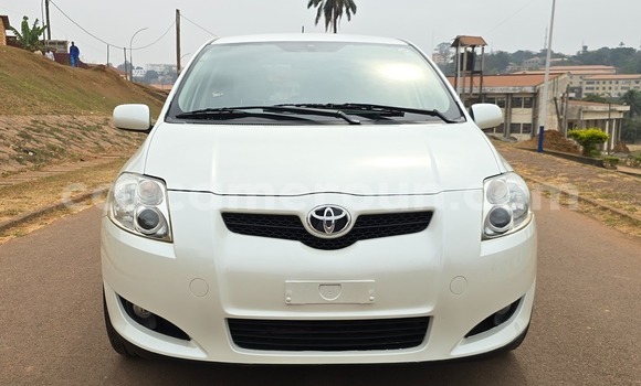 Buy Used Toyota Auris White Car in Yaounde in Central Cameroon Buy Used Toyota Auris White Car in Yaounde in Central Cameroon