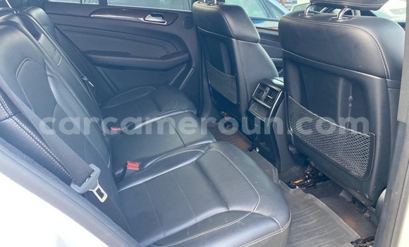 Acheter Neuf Voiture Mercedes‒Benz ML–Class Blanc à Douala, Littoral Cameroon Acheter Neuf Voiture Mercedes‒Benz ML–Class Blanc à Douala, Littoral Cameroon