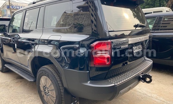 Sayi Sabo Toyota Land Cruiser Prado Sauran Mota in Douala a Ƙasar Kamaru Sayi Sabo Toyota Land Cruiser Prado Sauran Mota in Douala a Ƙasar Kamaru