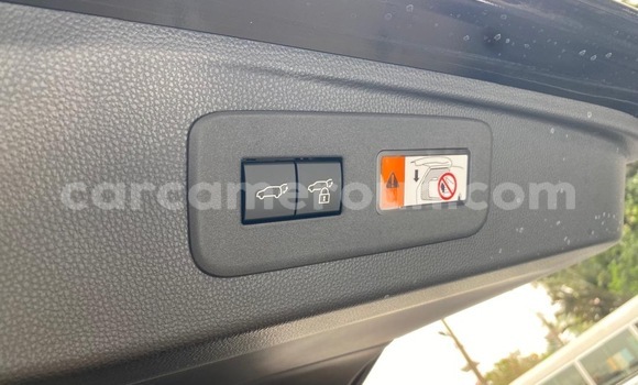 Sayi Sabo Toyota Land Cruiser Prado Sauran Mota in Douala a Ƙasar Kamaru Sayi Sabo Toyota Land Cruiser Prado Sauran Mota in Douala a Ƙasar Kamaru