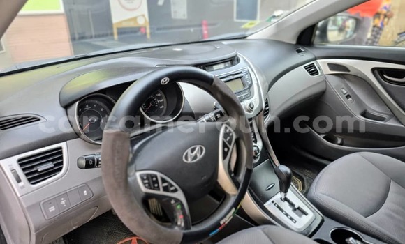 Acheter Occasion Voiture Hyundai Elantra Blanc à Douala, Littoral Cameroon Acheter Occasion Voiture Hyundai Elantra Blanc à Douala, Littoral Cameroon