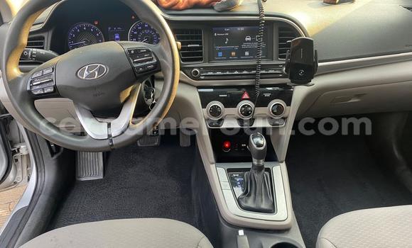 Acheter Occasion Voiture Hyundai Elantra Gris à Douala, Littoral Cameroon Acheter Occasion Voiture Hyundai Elantra Gris à Douala, Littoral Cameroon