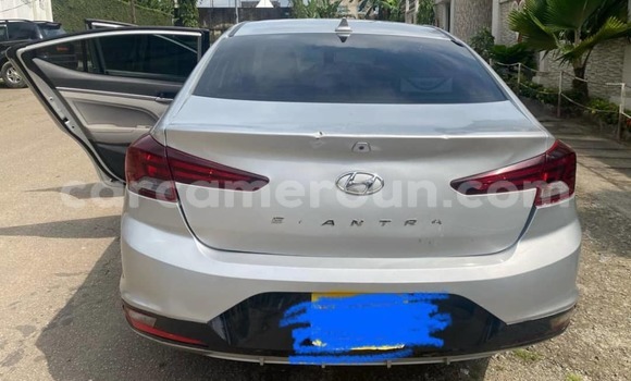 Acheter Occasion Voiture Hyundai Elantra Gris à Douala, Littoral Cameroon Acheter Occasion Voiture Hyundai Elantra Gris à Douala, Littoral Cameroon