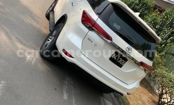 Acheter Occasion Voiture Toyota Fortuner Blanc à Douala, Littoral Cameroon Acheter Occasion Voiture Toyota Fortuner Blanc à Douala, Littoral Cameroon