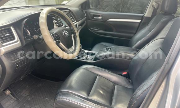 Acheter Occasion Voiture Toyota Highlander Autre à Douala, Littoral Cameroon Acheter Occasion Voiture Toyota Highlander Autre à Douala, Littoral Cameroon