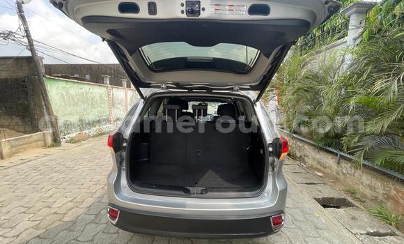 Acheter Occasion Voiture Toyota Highlander Autre à Douala, Littoral Cameroon Acheter Occasion Voiture Toyota Highlander Autre à Douala, Littoral Cameroon