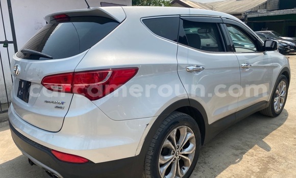 Buy Import Hyundai Santa Fe Silver Car in Douala in Littoral Cameroon Buy Import Hyundai Santa Fe Silver Car in Douala in Littoral Cameroon