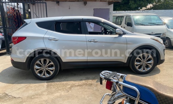 Buy Import Hyundai Santa Fe Silver Car in Douala in Littoral Cameroon Buy Import Hyundai Santa Fe Silver Car in Douala in Littoral Cameroon