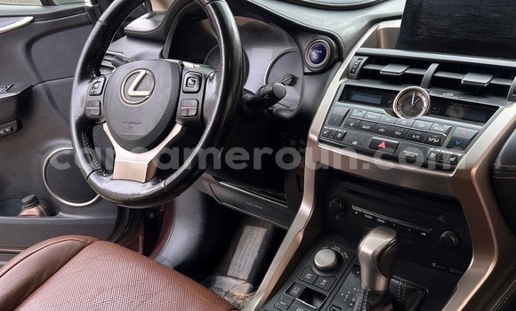 Acheter Occasion Voiture Lexus RX Marron à Douala, Littoral Cameroon Acheter Occasion Voiture Lexus RX Marron à Douala, Littoral Cameroon