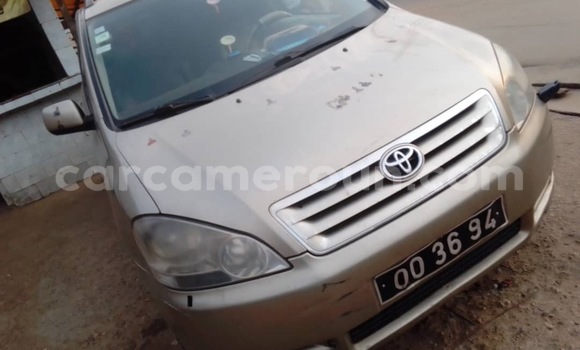 Acheter Occasion Voiture Toyota Avensis Gris à Douala, Littoral Cameroon