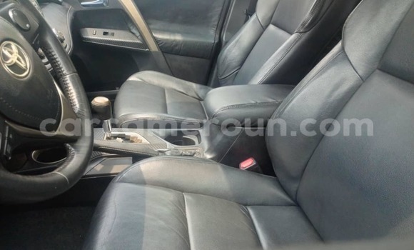 Acheter Occasion Voiture Toyota RAV4 Blanc à Douala, Littoral Cameroon Acheter Occasion Voiture Toyota RAV4 Blanc à Douala, Littoral Cameroon