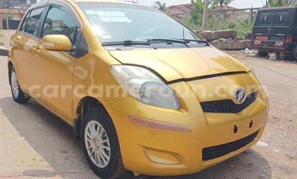 Buy Used Toyota Vitz Other Car in Douala in Littoral Cameroon