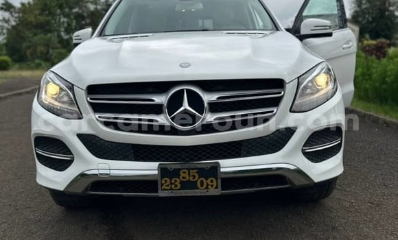 Acheter Occasion Voiture Mercedes‒Benz GLE Blanc à Douala, Littoral Cameroon