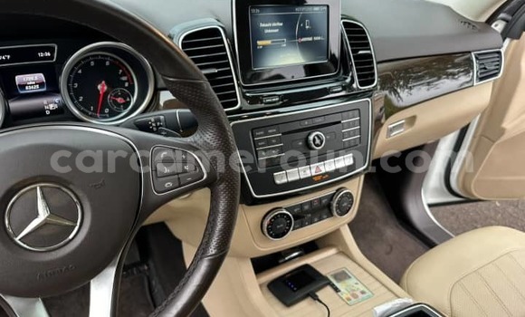 Acheter Occasion Voiture Mercedes‒Benz GLE Blanc à Douala, Littoral Cameroon Acheter Occasion Voiture Mercedes‒Benz GLE Blanc à Douala, Littoral Cameroon
