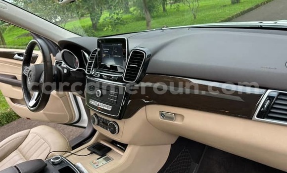 Acheter Occasion Voiture Mercedes‒Benz GLE Blanc à Douala, Littoral Cameroon Acheter Occasion Voiture Mercedes‒Benz GLE Blanc à Douala, Littoral Cameroon