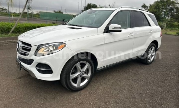 Acheter Occasion Voiture Mercedes‒Benz GLE Blanc à Douala, Littoral Cameroon Acheter Occasion Voiture Mercedes‒Benz GLE Blanc à Douala, Littoral Cameroon