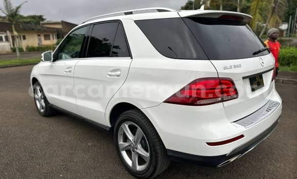 Acheter Occasion Voiture Mercedes‒Benz GLE Blanc à Douala, Littoral Cameroon Acheter Occasion Voiture Mercedes‒Benz GLE Blanc à Douala, Littoral Cameroon