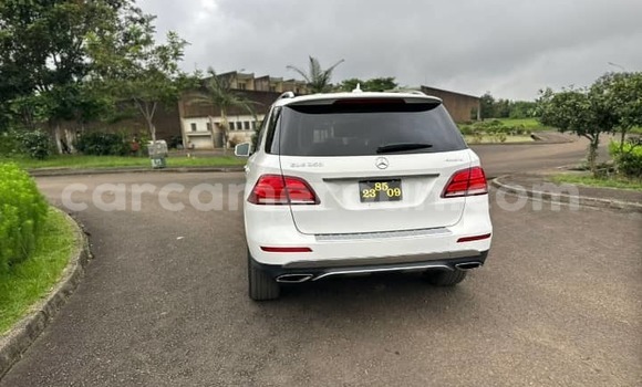 Acheter Occasion Voiture Mercedes‒Benz GLE Blanc à Douala, Littoral Cameroon Acheter Occasion Voiture Mercedes‒Benz GLE Blanc à Douala, Littoral Cameroon