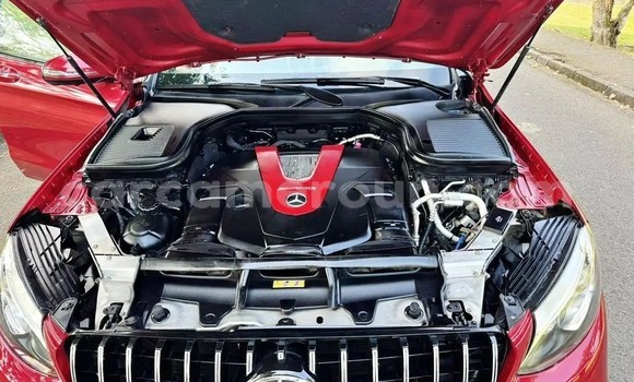 Acheter Occasion Voiture Mercedes‒Benz AMG GLC Rouge à Douala, Littoral Cameroon Acheter Occasion Voiture Mercedes‒Benz AMG GLC Rouge à Douala, Littoral Cameroon