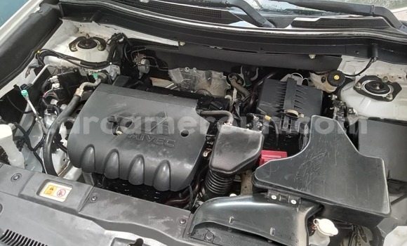 Acheter Occasion Voiture Mitsubishi Outlander Blanc à Douala, Littoral Cameroon Acheter Occasion Voiture Mitsubishi Outlander Blanc à Douala, Littoral Cameroon