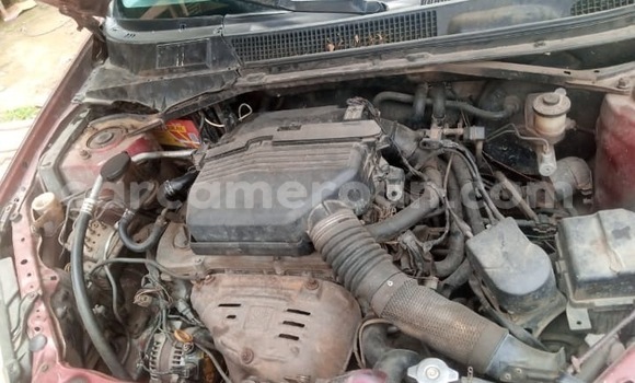 Sayi Na hannu Toyota RAV4 Sauran Mota in Douala a Ƙasar Kamaru Sayi Na hannu Toyota RAV4 Sauran Mota in Douala a Ƙasar Kamaru
