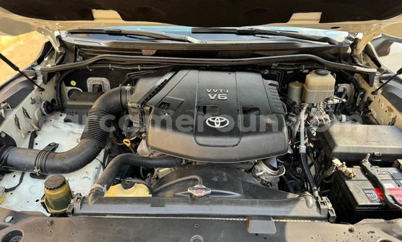 Acheter Occasion Voiture Toyota Land Cruiser Blanc à Douala, Littoral Cameroon Acheter Occasion Voiture Toyota Land Cruiser Blanc à Douala, Littoral Cameroon