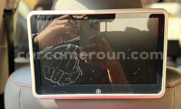 Acheter Occasion Voiture Toyota Land Cruiser Blanc à Douala, Littoral Cameroon Acheter Occasion Voiture Toyota Land Cruiser Blanc à Douala, Littoral Cameroon