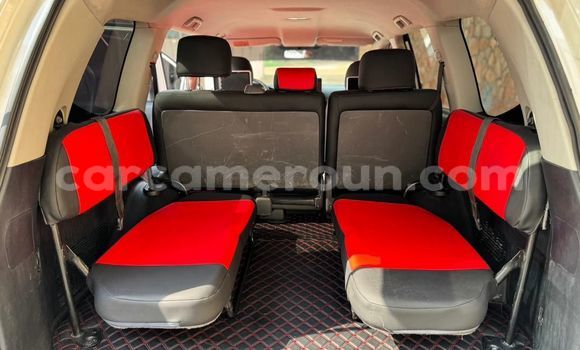 Acheter Occasion Voiture Toyota Land Cruiser Blanc à Douala, Littoral Cameroon Acheter Occasion Voiture Toyota Land Cruiser Blanc à Douala, Littoral Cameroon