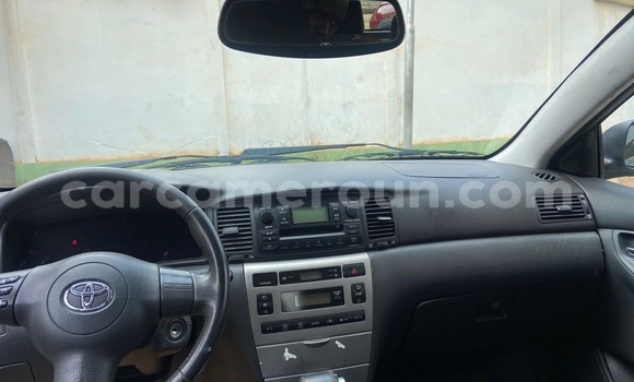 Sayi Na hannu Toyota Corolla Sauran Mota in Douala a Ƙasar Kamaru Sayi Na hannu Toyota Corolla Sauran Mota in Douala a Ƙasar Kamaru