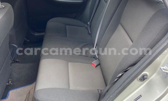 Sayi Na hannu Toyota Corolla Sauran Mota in Douala a Ƙasar Kamaru Sayi Na hannu Toyota Corolla Sauran Mota in Douala a Ƙasar Kamaru