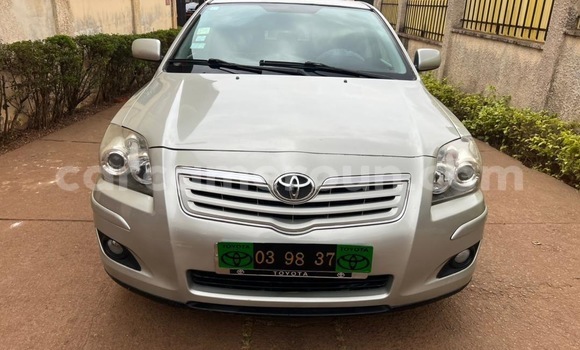 Buy Used Toyota Avensis Silver Car in Yaounde in Central Cameroon